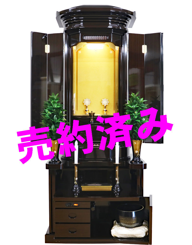 創価学会仏壇 「蓮」 黒檀:茨城県土浦市から御家族でご来店いただき、とても気にって頂き売約頂きました