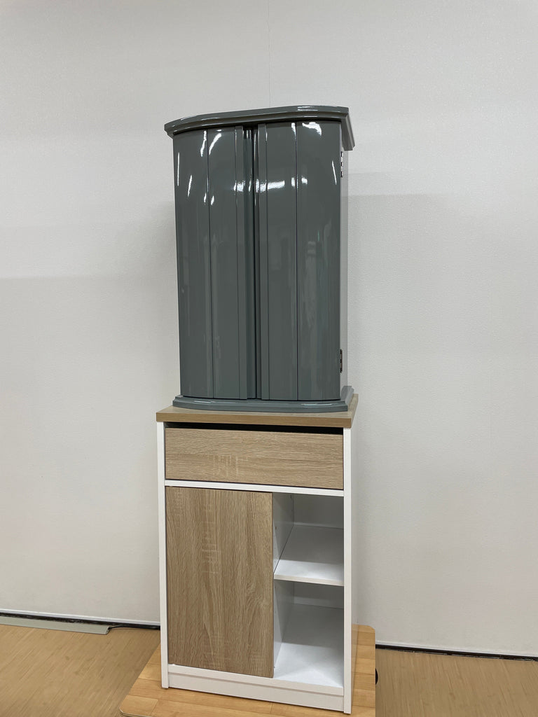 仏壇革命 虚空厨子007 アーバンカーキ:桜梅桃李.comショールームに展示しています