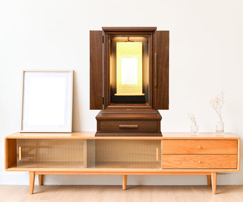 SGI Butsudan Revolution "Original Butsudan 001" Walnut Can enshrine Tokuso Gohonzon